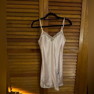 Vintage Victorias Secret nightgown 💕